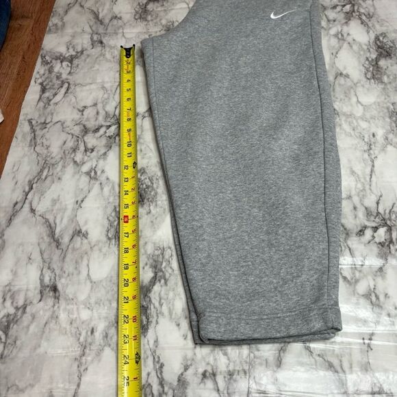 Nike Grey Gray Swoosh Logo High Rise Sweatpants Loungewear Comfort size Medium - Picture 8 of 8